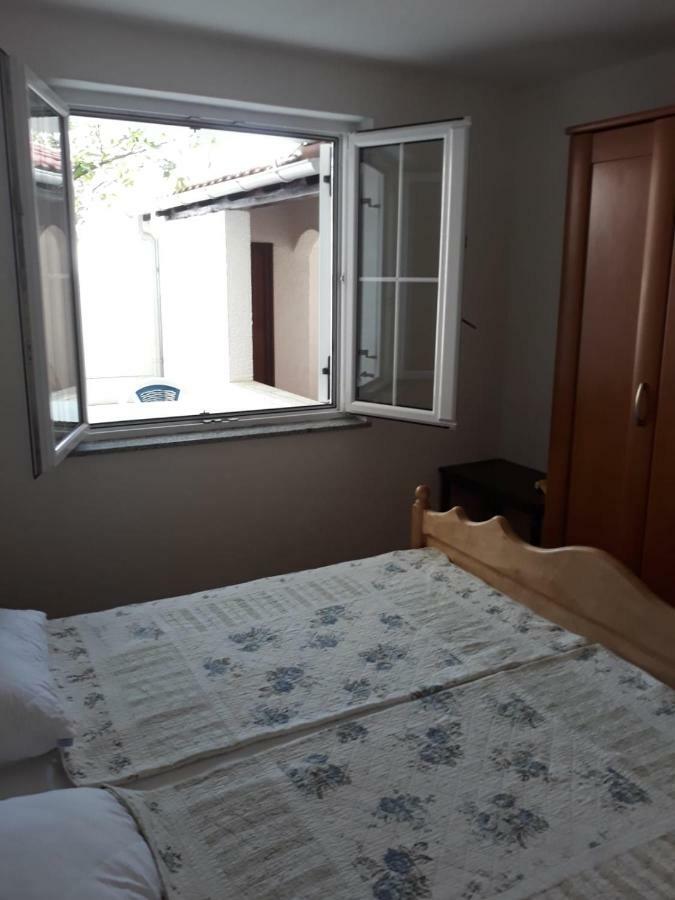 Apartman Grospic 2 Cesarica Zewnętrze zdjęcie